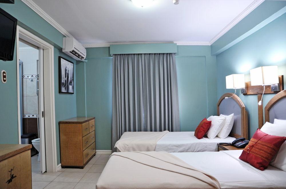 Culture Crossroads Inn Port of Spain Екстер'єр фото