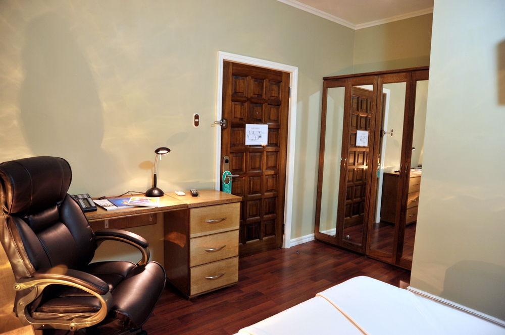 Culture Crossroads Inn Port of Spain Екстер'єр фото
