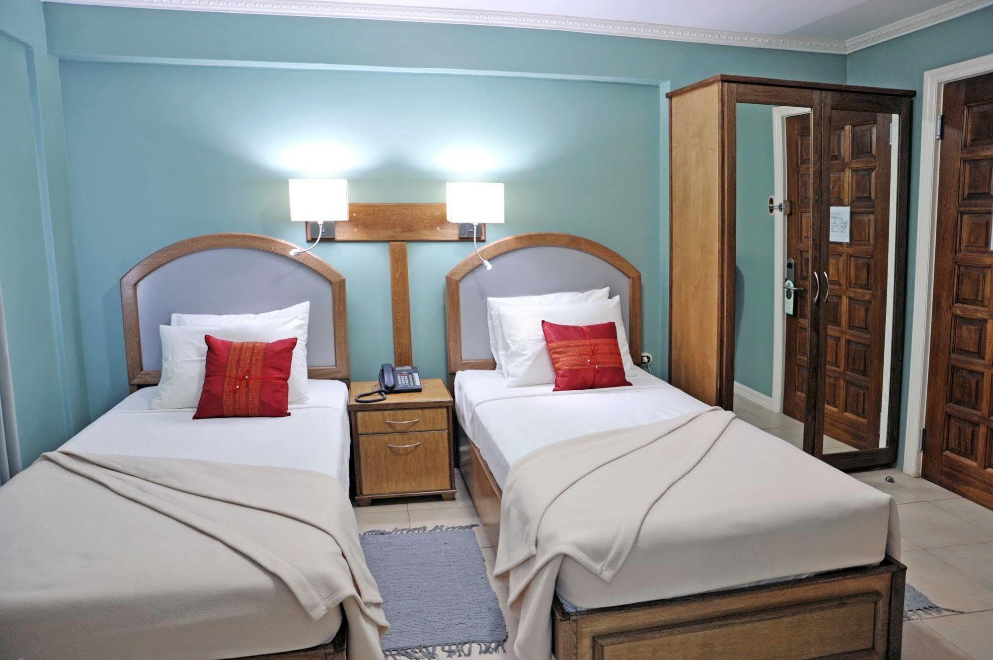 Culture Crossroads Inn Port of Spain Екстер'єр фото
