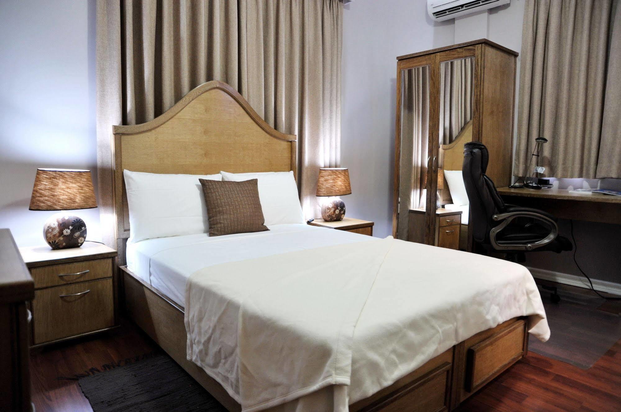 Culture Crossroads Inn Port of Spain Екстер'єр фото