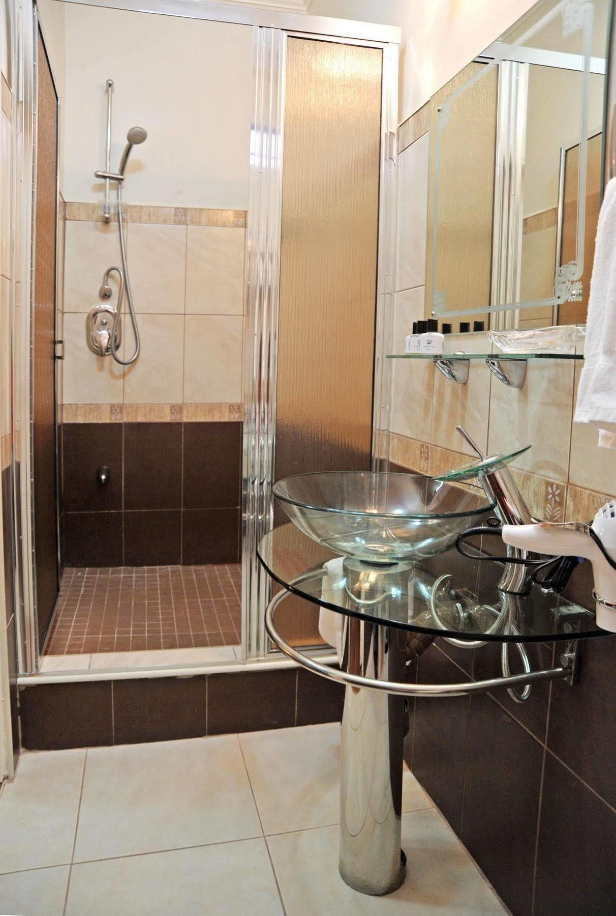 Culture Crossroads Inn Port of Spain Екстер'єр фото