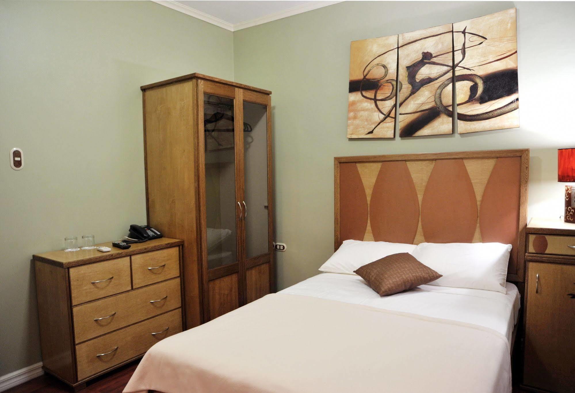 Culture Crossroads Inn Port of Spain Екстер'єр фото